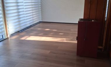 Se arrienda amplia casa en Calle Trizano – Excelente ubicación