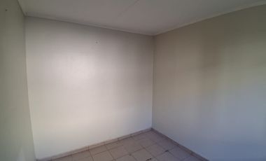 Se arrienda amplia casa en Calle Trizano – Excelente ubicación