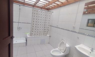 SE ARRIENDA PROPIEDAD CON LOCALES COMERCIALES ANGOL