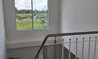 Amplia y moderna casa en venta – Condominio San Eduardo, La Troncal