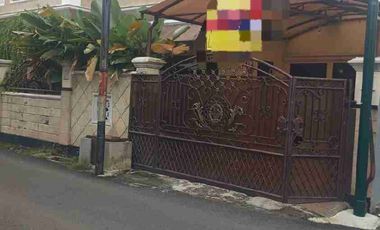 Disewakan Rumah Strategis Siap Huni di Rawamangun Jakarta Timur