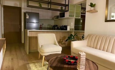 Exclusivo Departamento Amoblado- Edificio Jardines De Santa Beatriz