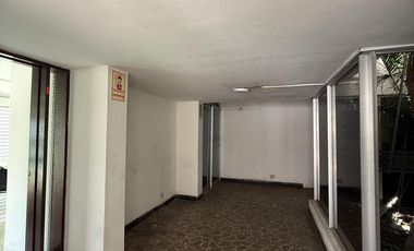 CASA EN ALQUILER - ZONA EXCLUSIVA SAN ISIDRO