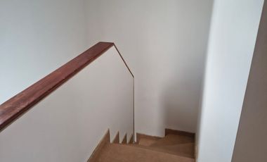 SE ARRIENDA HERMOSA CASA  EN CHIA CUNDINAMARCA