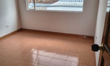 SE ARRIENDA HERMOSA CASA  EN CHIA CUNDINAMARCA