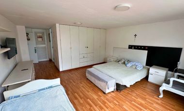 “Casa En Venta _ Frente A Parque _ Urb. Vista Alegre _ Santiago De Surco 