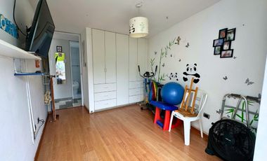 “Casa En Venta _ Frente A Parque _ Urb. Vista Alegre _ Santiago De Surco 