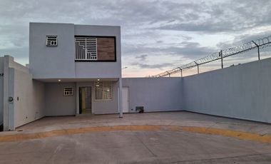 Casa en renta en Aguascalientes, Verona Residencial, Terreno excedente