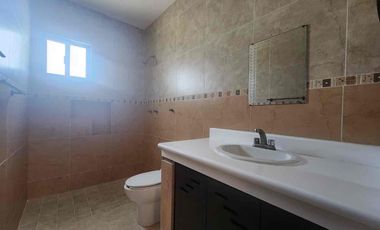 Casa en Venta La Piedra 2