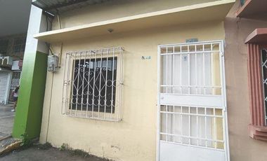 SE RENTA CASA INDEPENDIENTE CALLEJON BANAORO