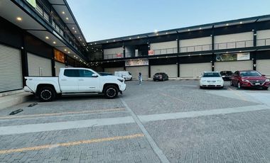 Locales en venta o renta- Ciudad del Sol, Plaza Andalucía, Blvd Peñaflor.