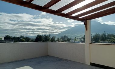 Renta Casa nueva 3 habitaciones, Cotacachi, Imbabura Ecuador.