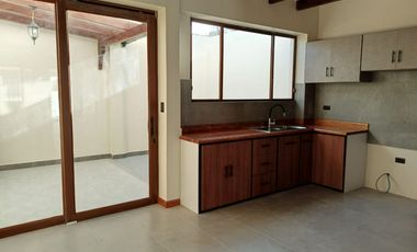 Renta Casa nueva 3 habitaciones, Cotacachi, Imbabura Ecuador.