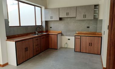 Renta Casa nueva 3 habitaciones, Cotacachi, Imbabura Ecuador.