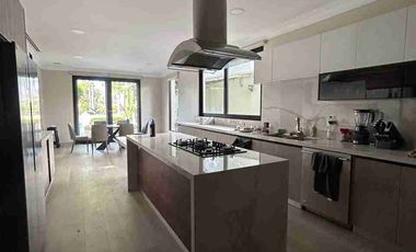 Casa de Alquiler en Urb. Lago Sol