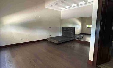 Casa de Alquiler en Urb. Lago Sol