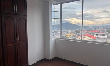 Casa de venta en Otavalo, sector Santa Anita