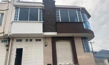 Casa de venta en Otavalo, sector Santa Anita