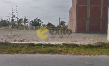 VENDO TERRENO CERCA A LOZA DEPORTIVA EN LA URB. COLINAS DEL CHIPE - PIURA