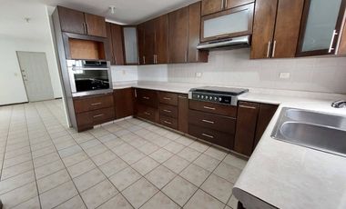 CASA EN RENTA BOSQUES DEL PONIENTE SANTA CATARINA