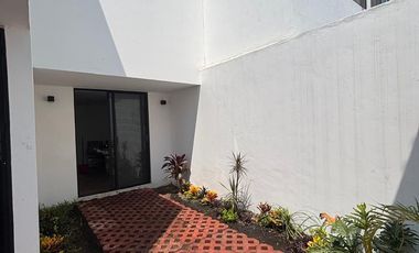 Casa en condominio de 5 casas con alberca en Jiutepec | Pedregal de las Fuentes