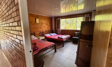 Venta de casa campestre en Vereda Vancouver – lote de 695 m² - 232 m² construidos