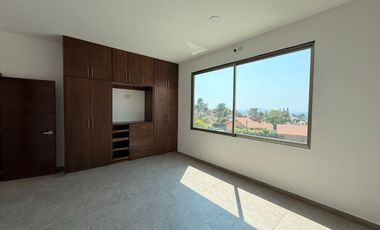 Casa con alberca de 3 recámaras en Burgos | Privada cerrada con portón eléctrico