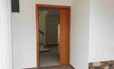 Casa en Venta en San José de Conocoto, cerca Av. Simón Bolívar