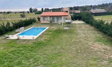 Hermosa quinta con casa a terminar a mts del río Paraná.