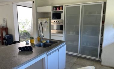 Hermosa quinta en venta con amplia casa pileta y parque