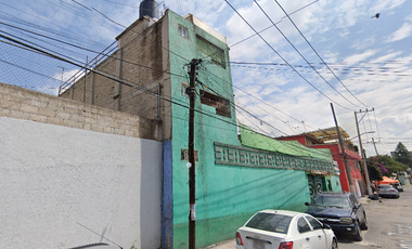 CASA EN VENTA EN TLALNEPANTLA: Conectividad Total en San Jerónimo, a Pasos de Periférico Norte y Mundo E