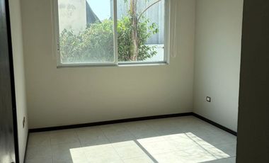 Casa en venta atrás de Paseo destino