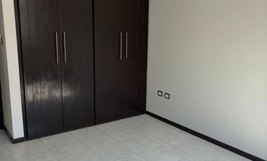 Casa en venta atrás de Paseo destino