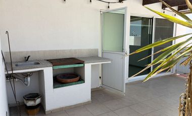 Casa en venta atrás de Paseo destino