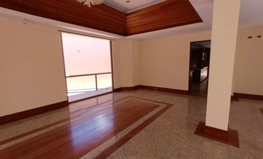 propiedad casa local comercial de arriendo zona rosa para instituciones, empresas, #museos