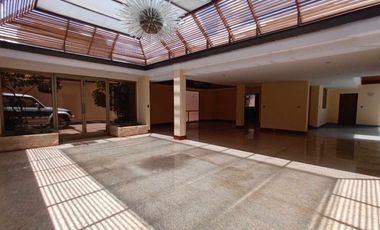 propiedad casa local comercial de arriendo zona rosa para instituciones, empresas, #museos