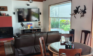 VENDO EXCELENTE PENTHOUSE VISTA INTERIOR  CALLE LOS LAURELES CDRA. 3  5TO Y 6TO. PISO. SAN ISIDRO. FRENTE A PARQUE