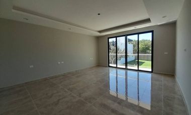 CASA EN RENTA EN RESIDENCIAL CLUB HACIENDAS