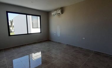 CASA EN RENTA EN RESIDENCIAL CLUB HACIENDAS