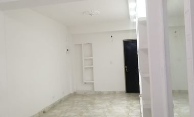 SE ARRIENDA CASA PRIMER PISO CON LOCAL BARRIO JUNIN