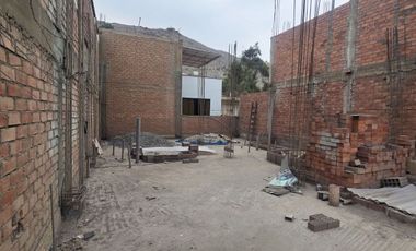 CASA EN VENTA 126 M2 URB. EL REMANSO DE SANTA CLARA – ATE