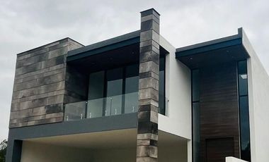 CASA EN VENTA EN LOS RODRIGUEZ, SANTIAGO, NUEVO LEON