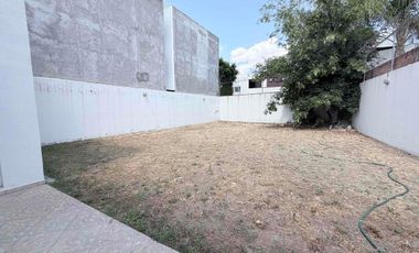 CASA EN RENTA