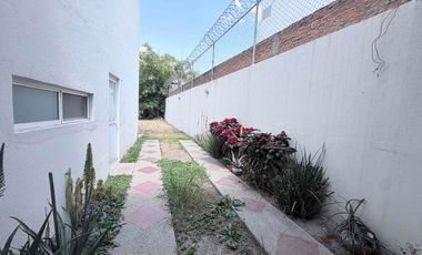 CASA EN RENTA