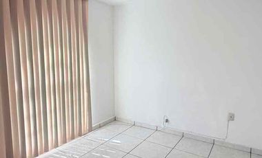 CASA EN RENTA