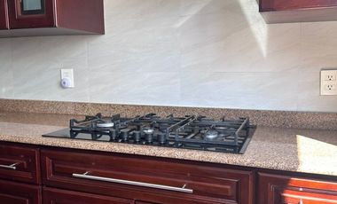 Casa en Venta, a una cuadra del  Parque Naucalli en Naucalpan