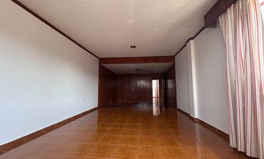 Casa en Venta, a una cuadra del  Parque Naucalli en Naucalpan
