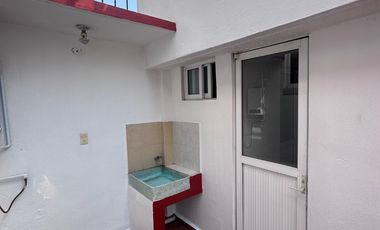 Casa en Venta, a una cuadra del  Parque Naucalli en Naucalpan