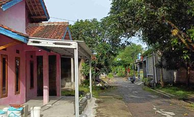 Rumah siap huni di desa karangmalang ketanggungan brebes