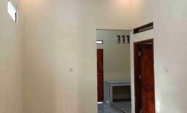 Rumah siap huni di desa karangmalang ketanggungan brebes